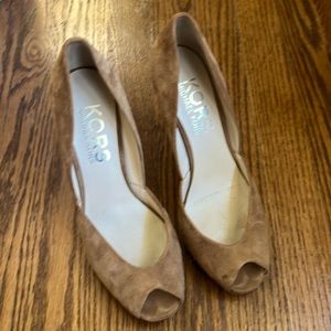 Michael Kors suede taupe wedge size 8.5